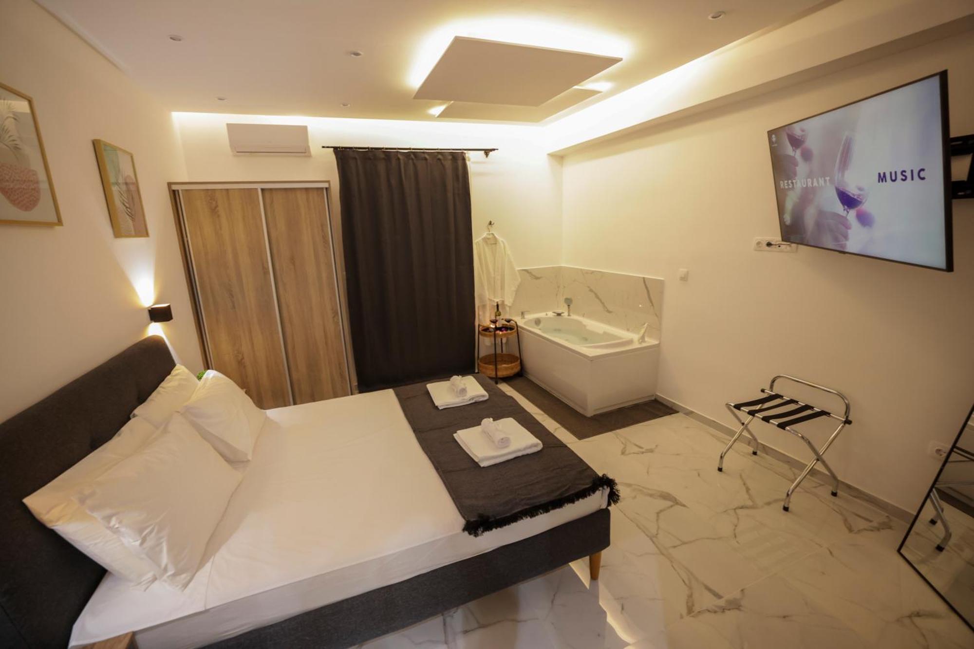 Apollo 2 Bd Jacuzzi Suite Athene Buitenkant foto